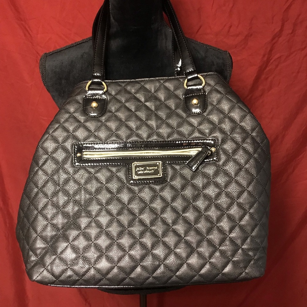 Diamond quilted Betsy Johnson tote.